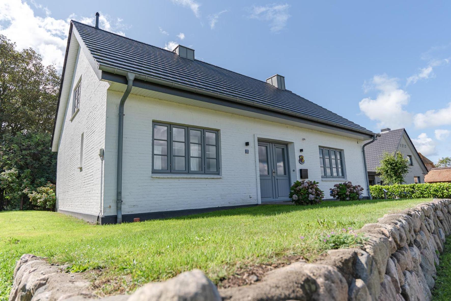 Huus Leeftalich Villa Alkersum Eksteriør bilde